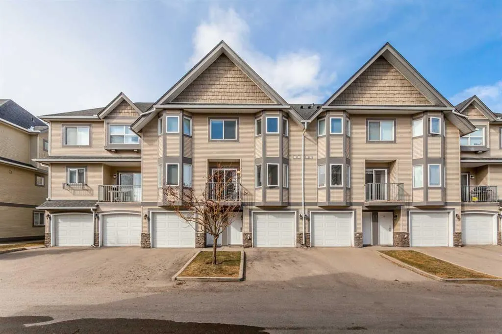 143 Cedarwood Lane SW