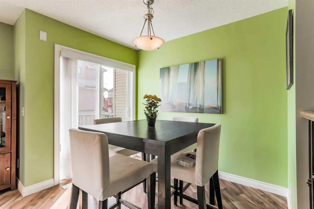 143 Cedarwood Lane SW