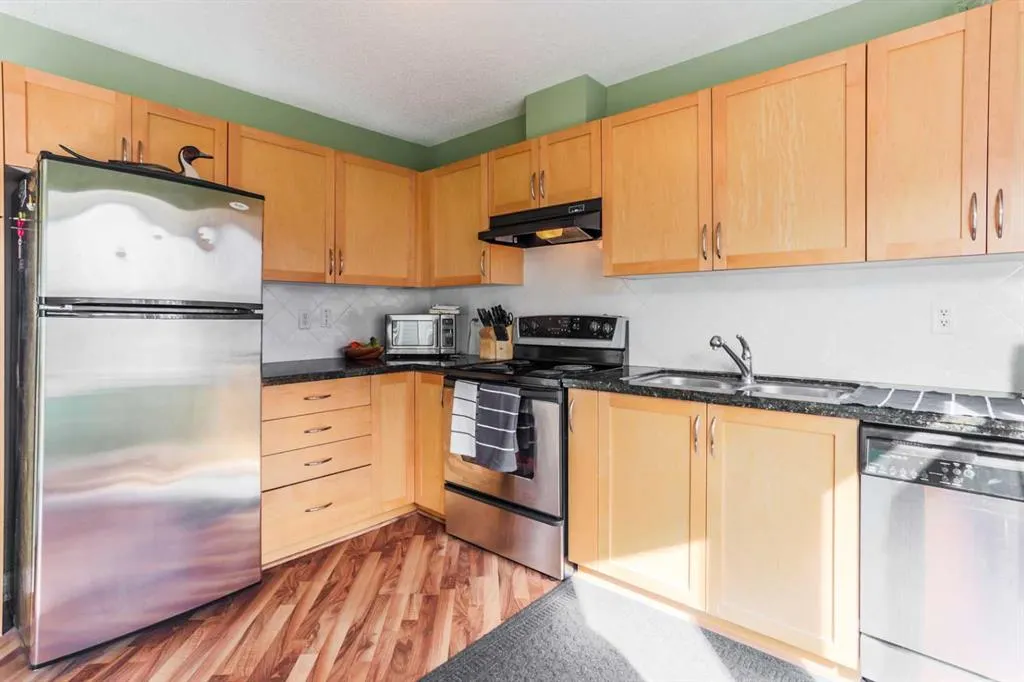 143 Cedarwood Lane SW