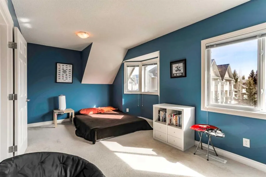 143 Cedarwood Lane SW