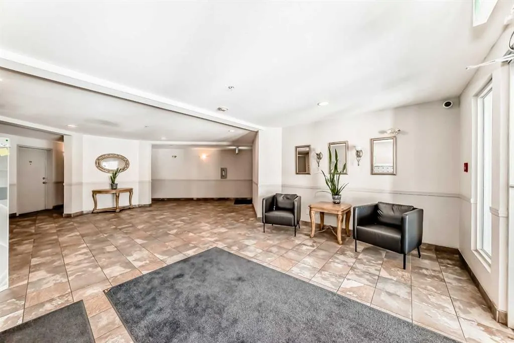 2371 Eversyde Avenue SW, #2322