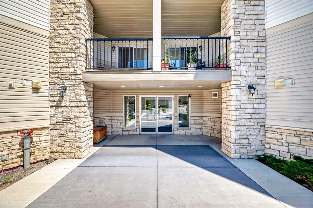 2371 Eversyde Avenue SW, #2322