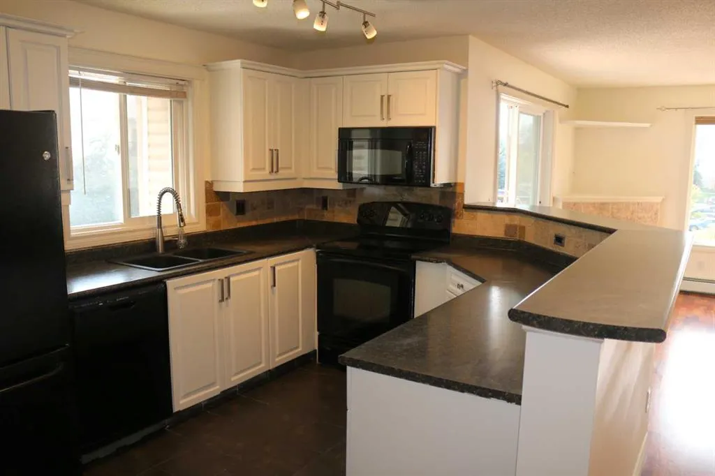2371 Eversyde Avenue SW, #2322