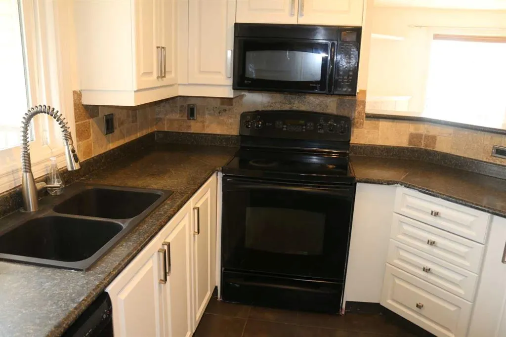 2371 Eversyde Avenue SW, #2322