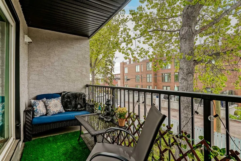 355 5 Avenue NE, #208