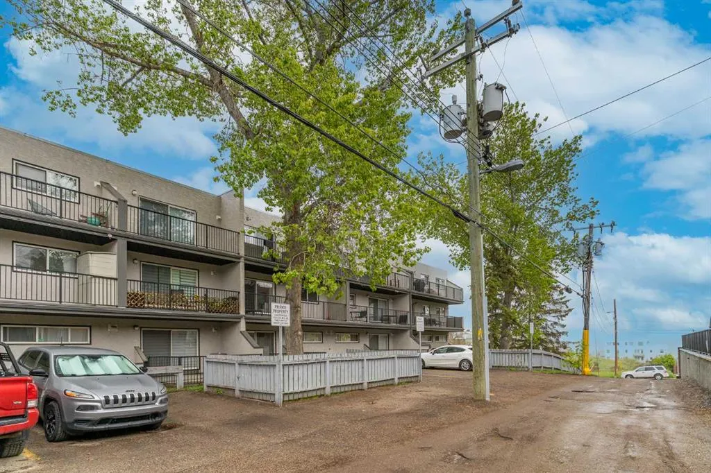 355 5 Avenue NE, #208