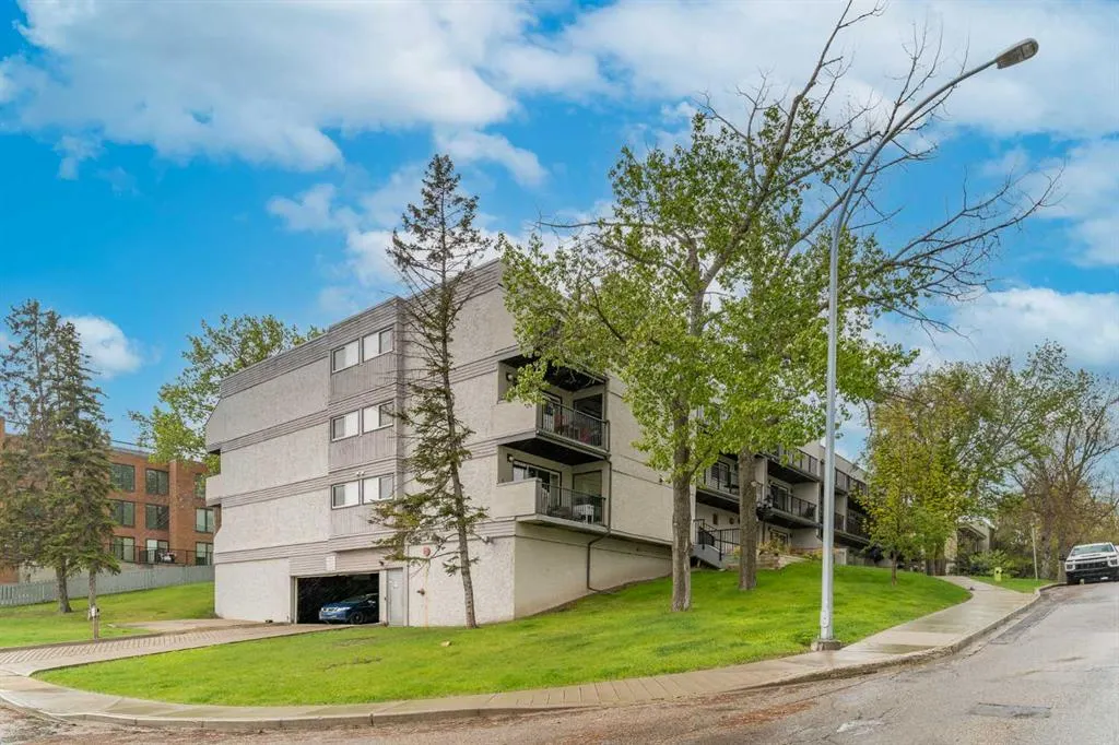355 5 Avenue NE, #208