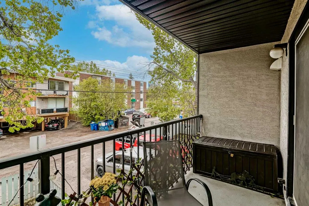 355 5 Avenue NE, #208