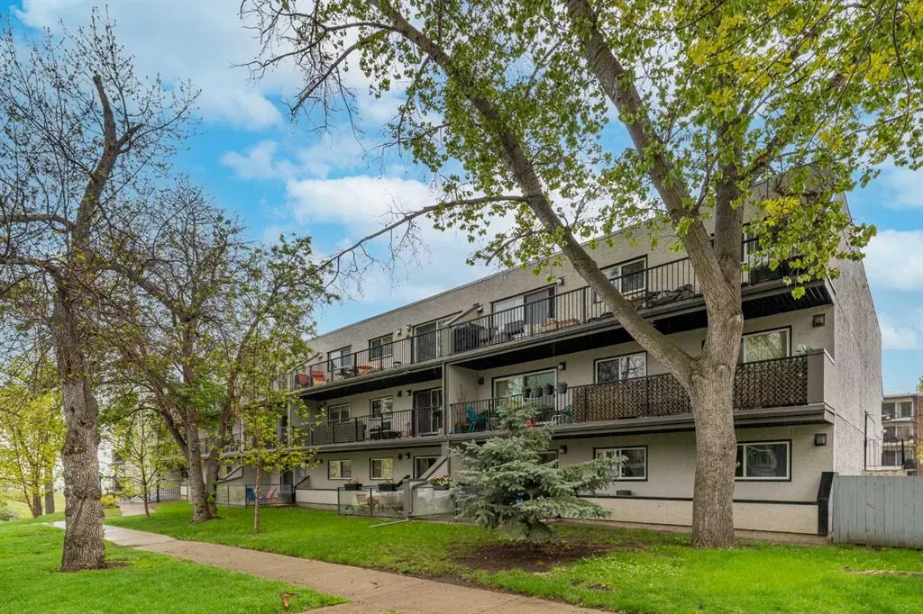 355 5 Avenue NE, #208
