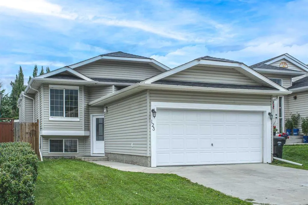 123 Royal Birch Manor NW