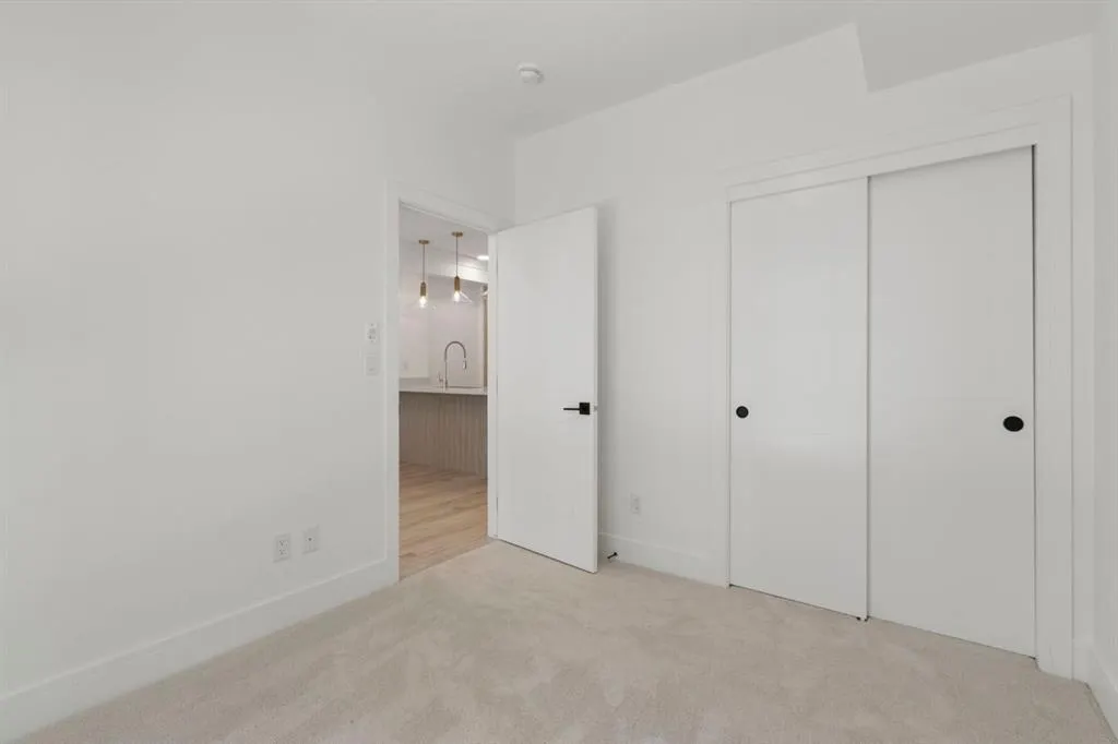 4270 Norford Avenue NW, #1204