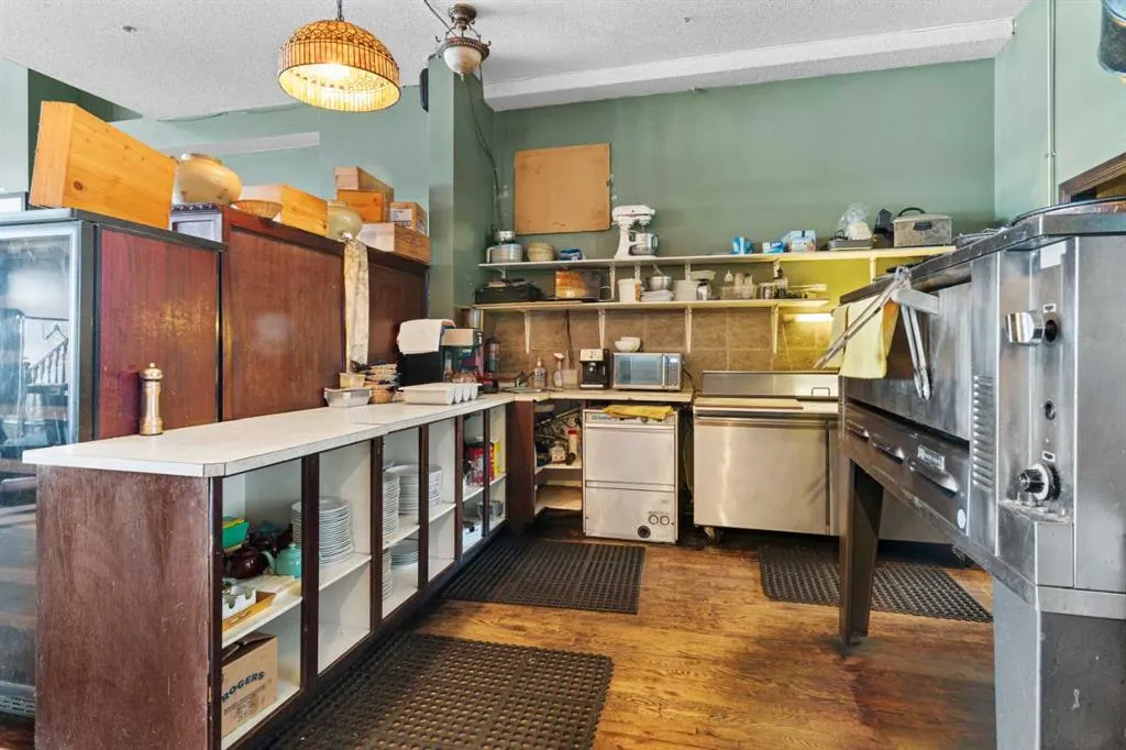 355 Centre Street NW, #104