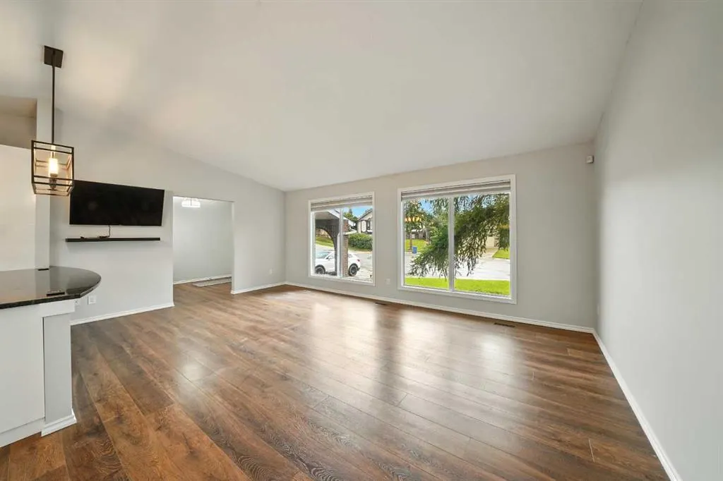 7 Goodacre Close