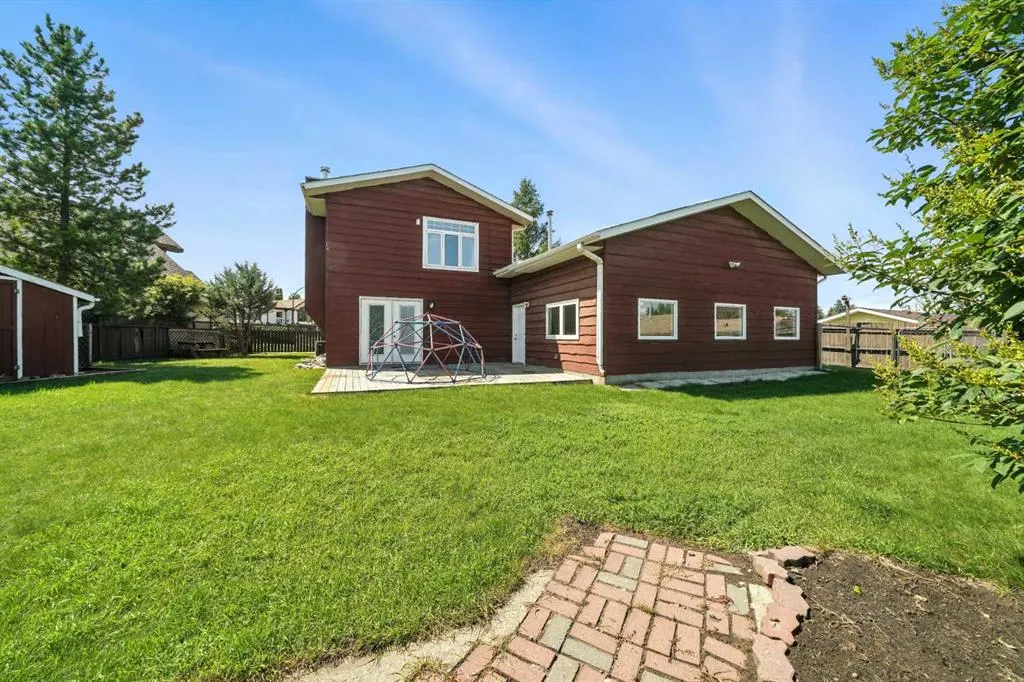7 Goodacre Close