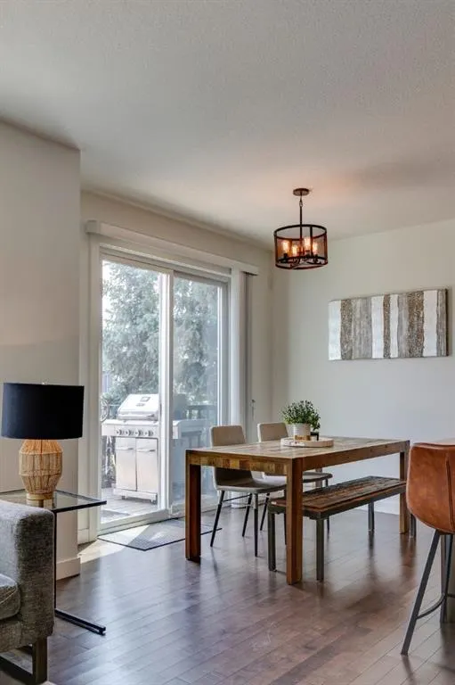 270 Legacy Heights SE