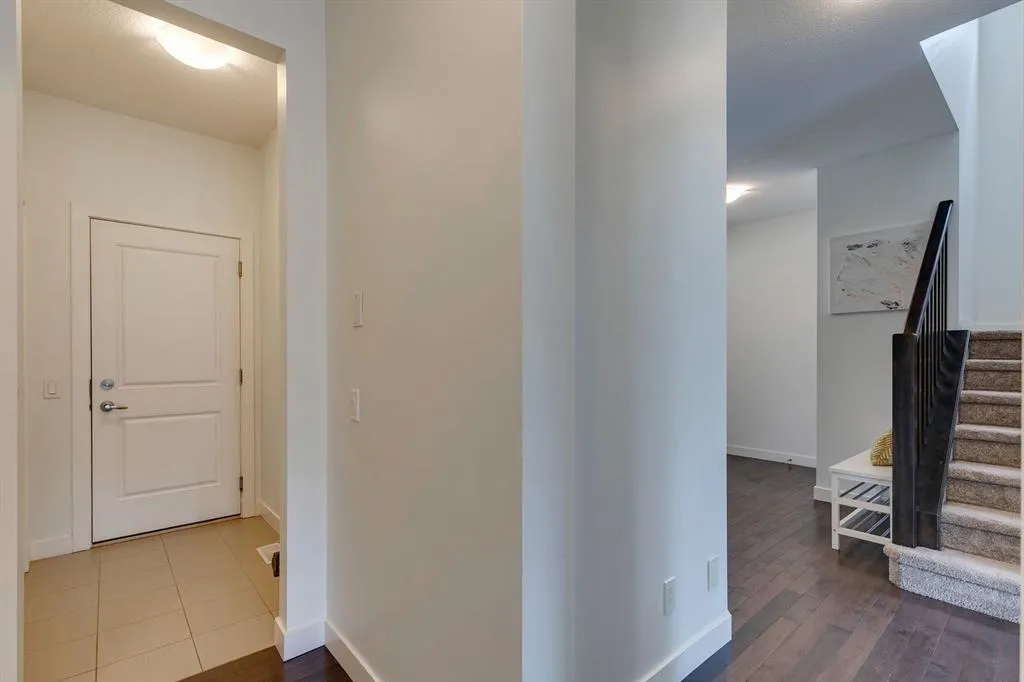 270 Legacy Heights SE