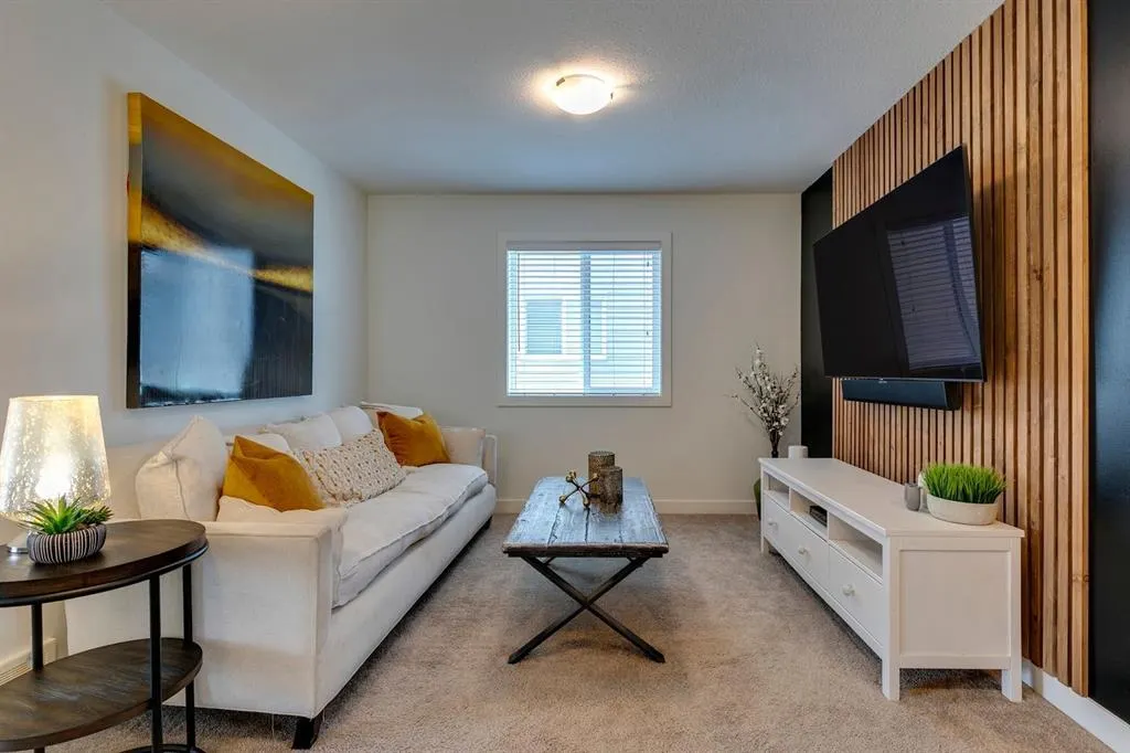 270 Legacy Heights SE