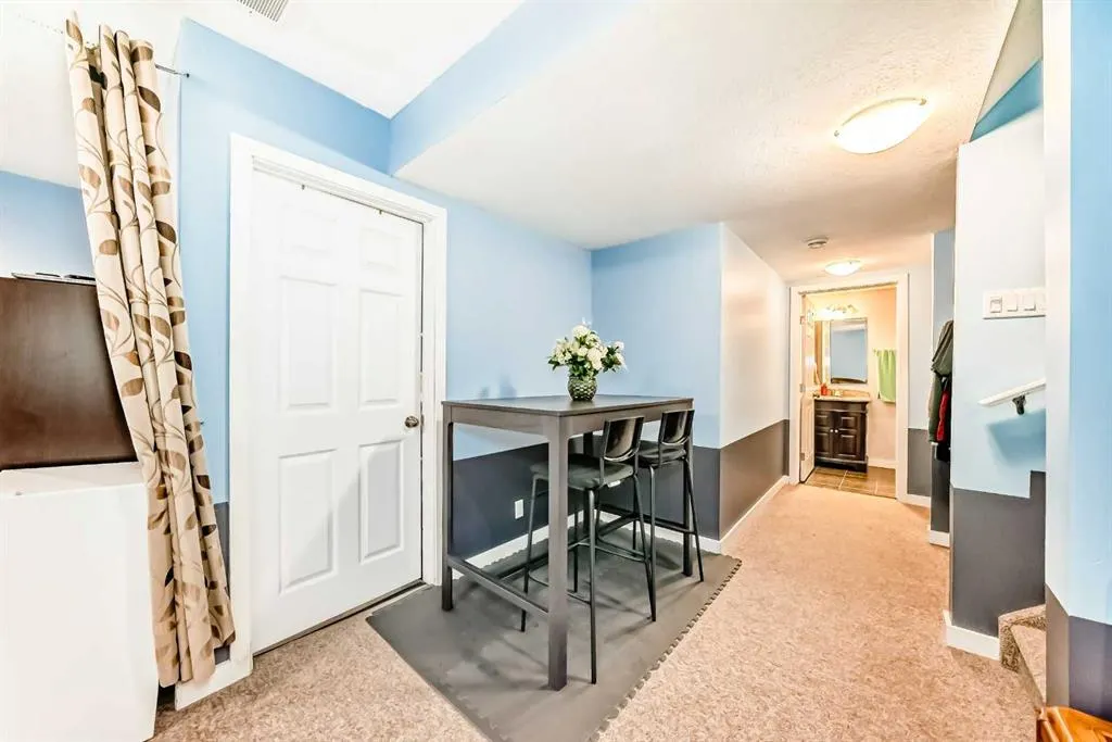 413 River Avenue, #204