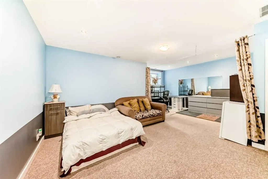 413 River Avenue, #204