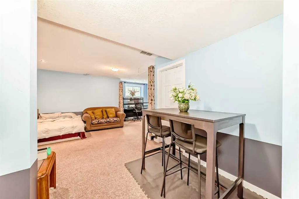 413 River Avenue, #204