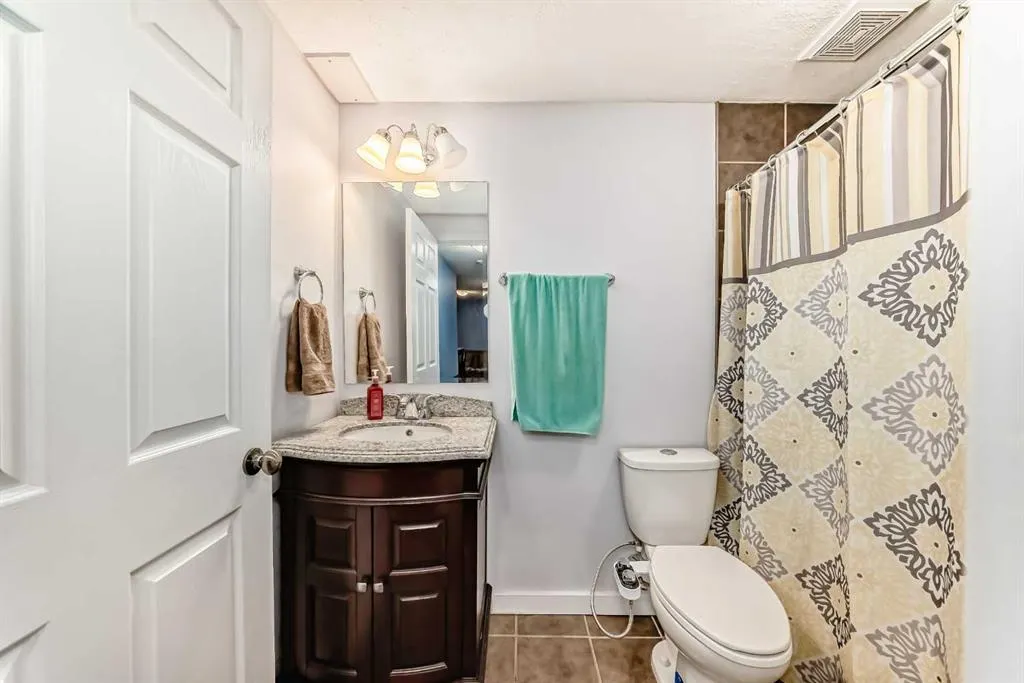 413 River Avenue, #204