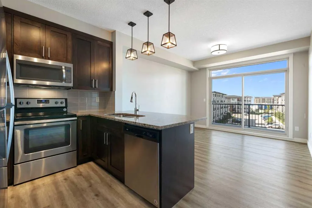 10 Walgrove Walk SE, #406