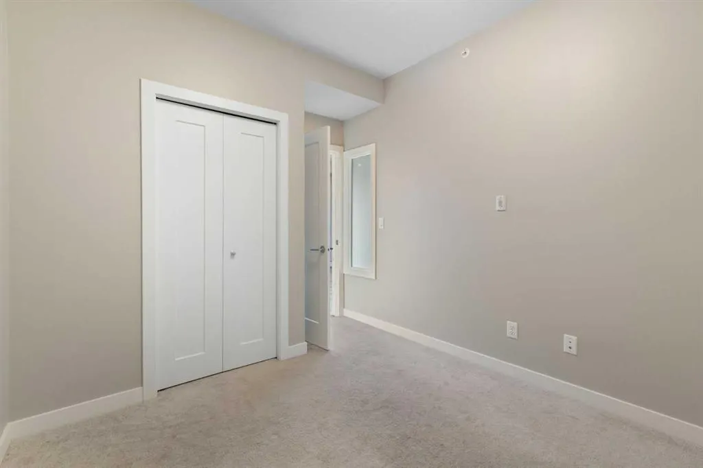 10 Walgrove Walk SE, #406