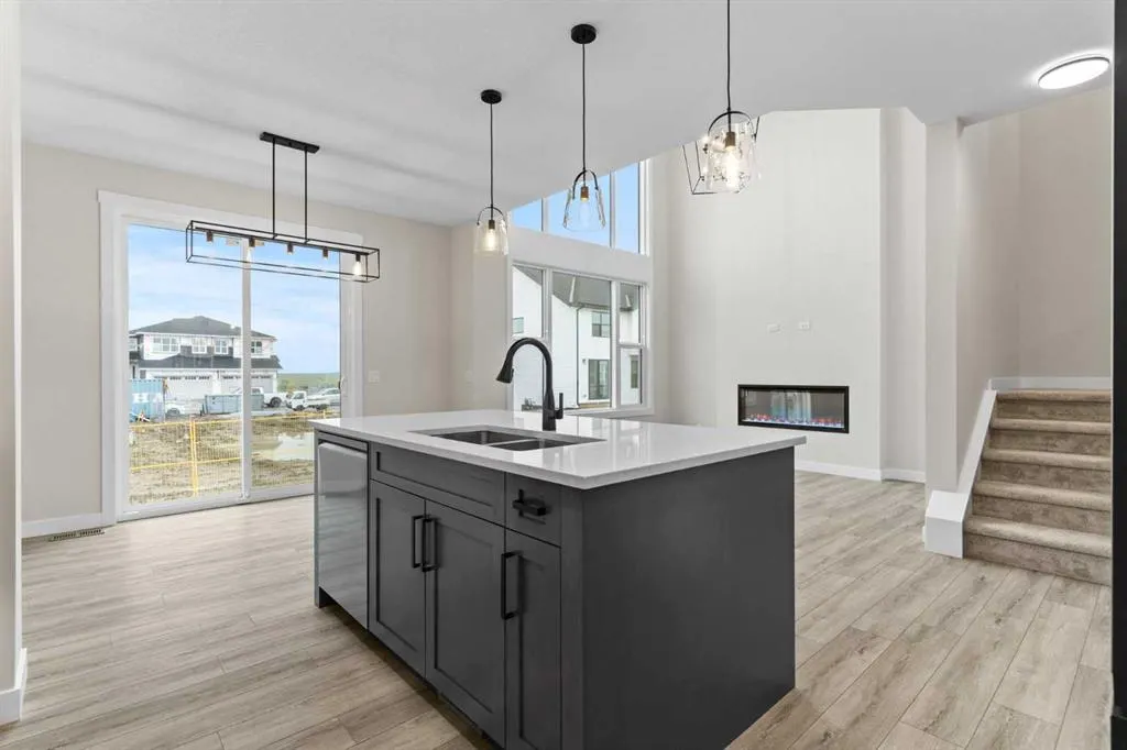 354 Kinniburgh Loop