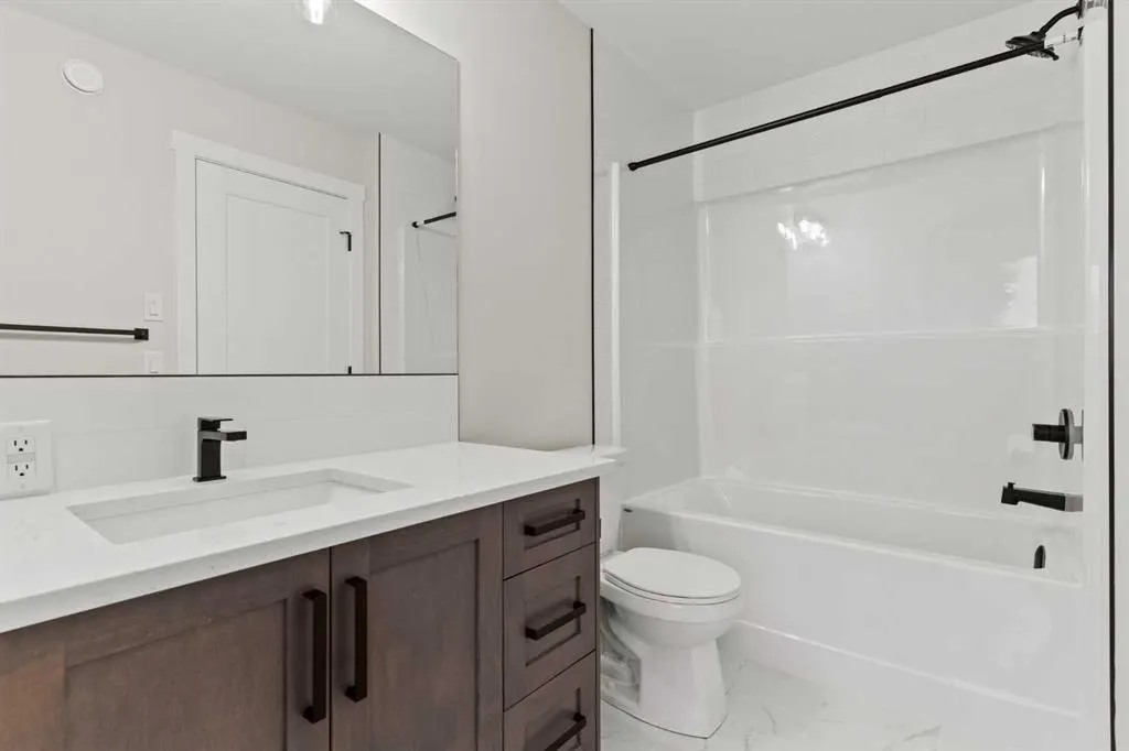 354 Kinniburgh Loop