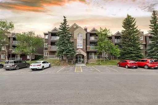 3014 Edenwold Heights NW, #14