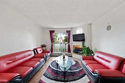 3014 Edenwold Heights NW, #14