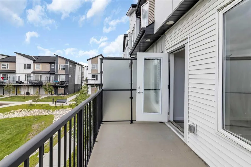 301 Redstone Boulevard NE, #432