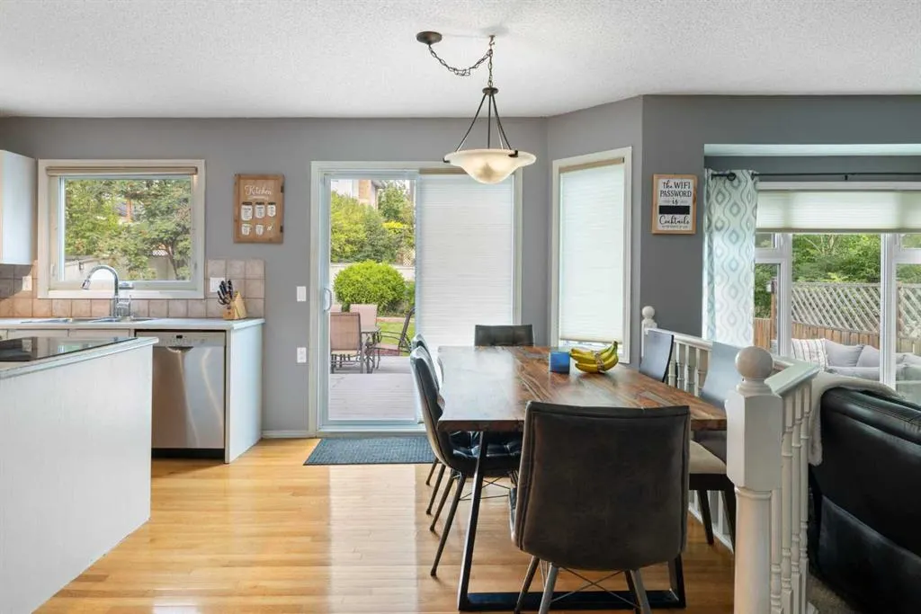 156 Woodfield Road SW