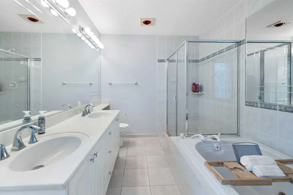 156 Woodfield Road SW