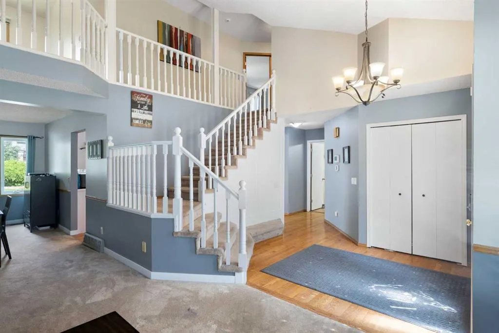 156 Woodfield Road SW