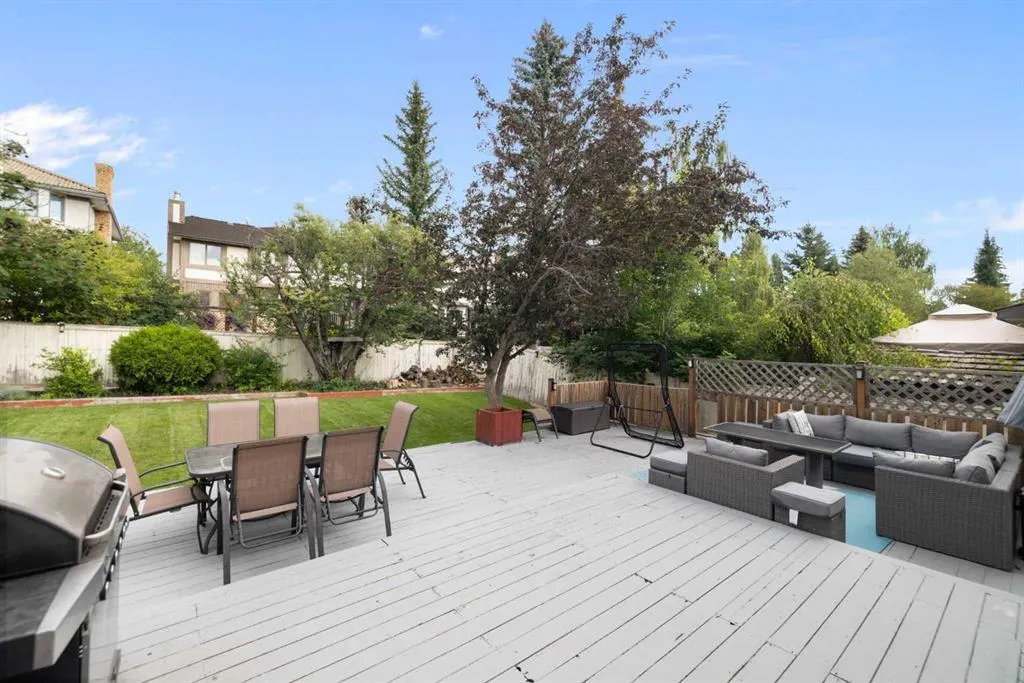 156 Woodfield Road SW