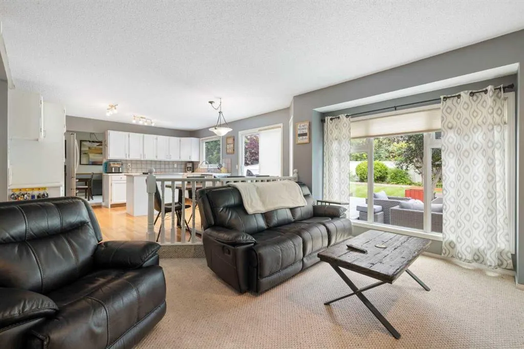 156 Woodfield Road SW