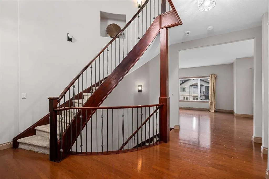 151 Cove Close