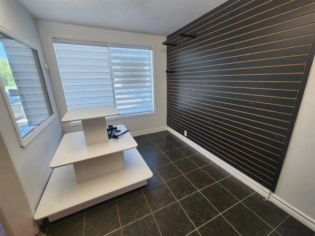 95 Brent Boulevard, #105