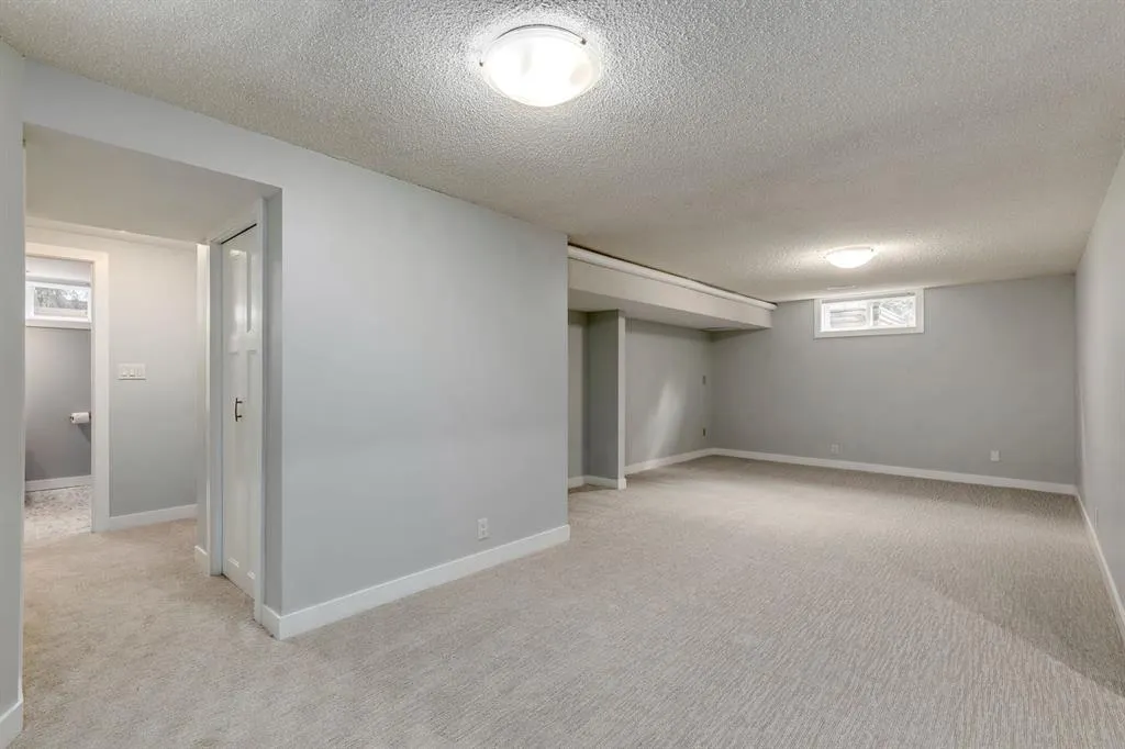26 Butler Crescent NW