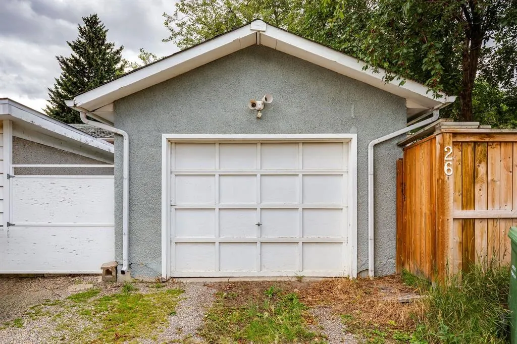 26 Butler Crescent NW