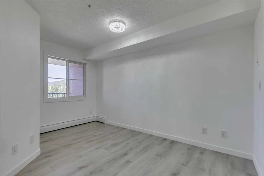 81 Legacy Boulevard SE, #1327