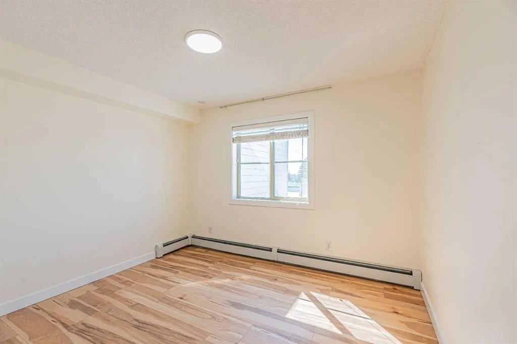 1317 27 Street SE, #4405