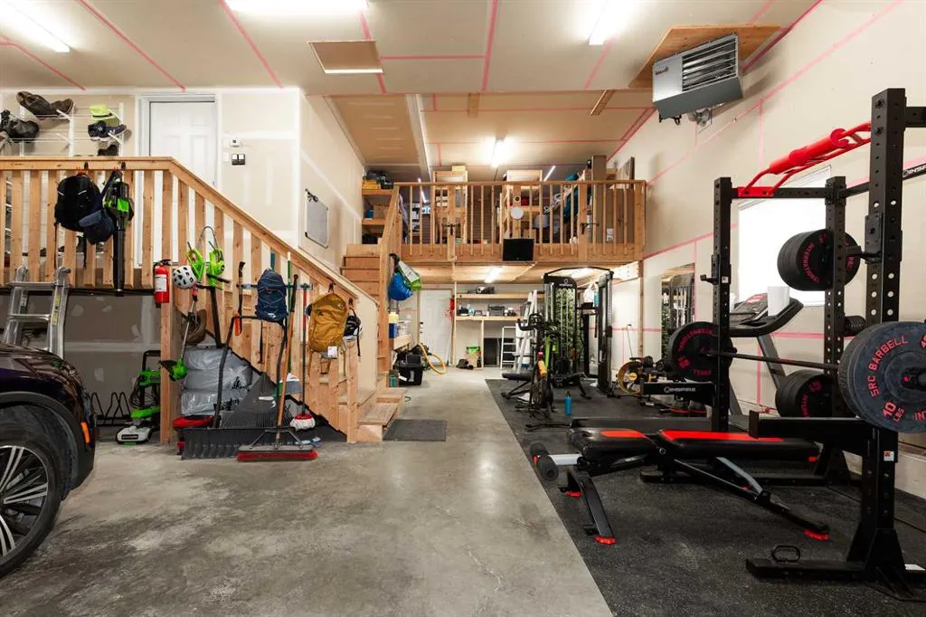 230 Couleesprings Grove S