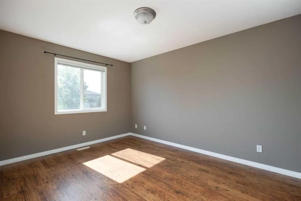 103 Rattlepan Creek Crescent