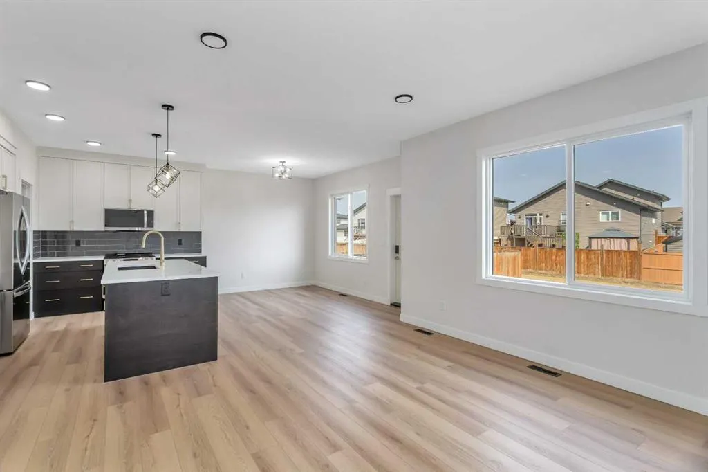13 Murphy Close