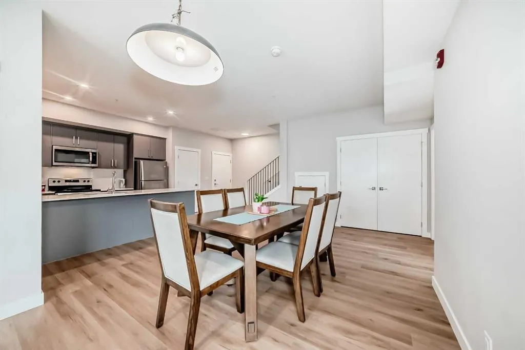 151 Skyview Bay NE, #2202
