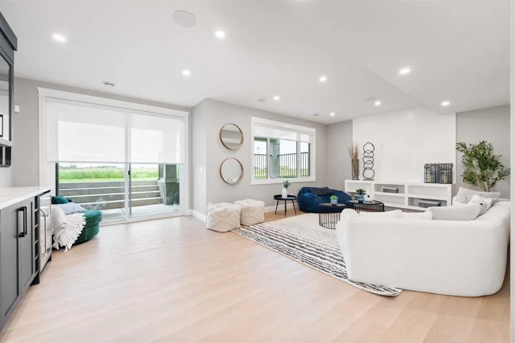 33 North Bridges Landing