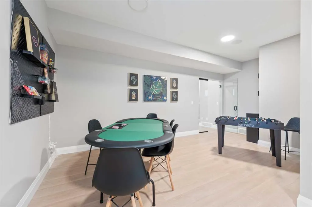 33 North Bridges Landing