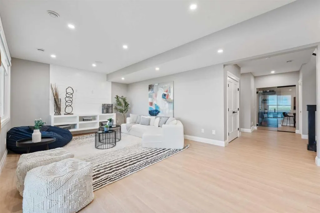 33 North Bridges Landing